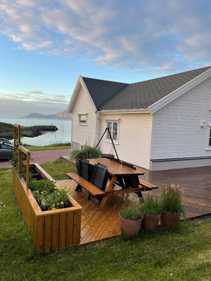 Frugga Feriehus Og Leilighet Straumsjoen Exterior photo